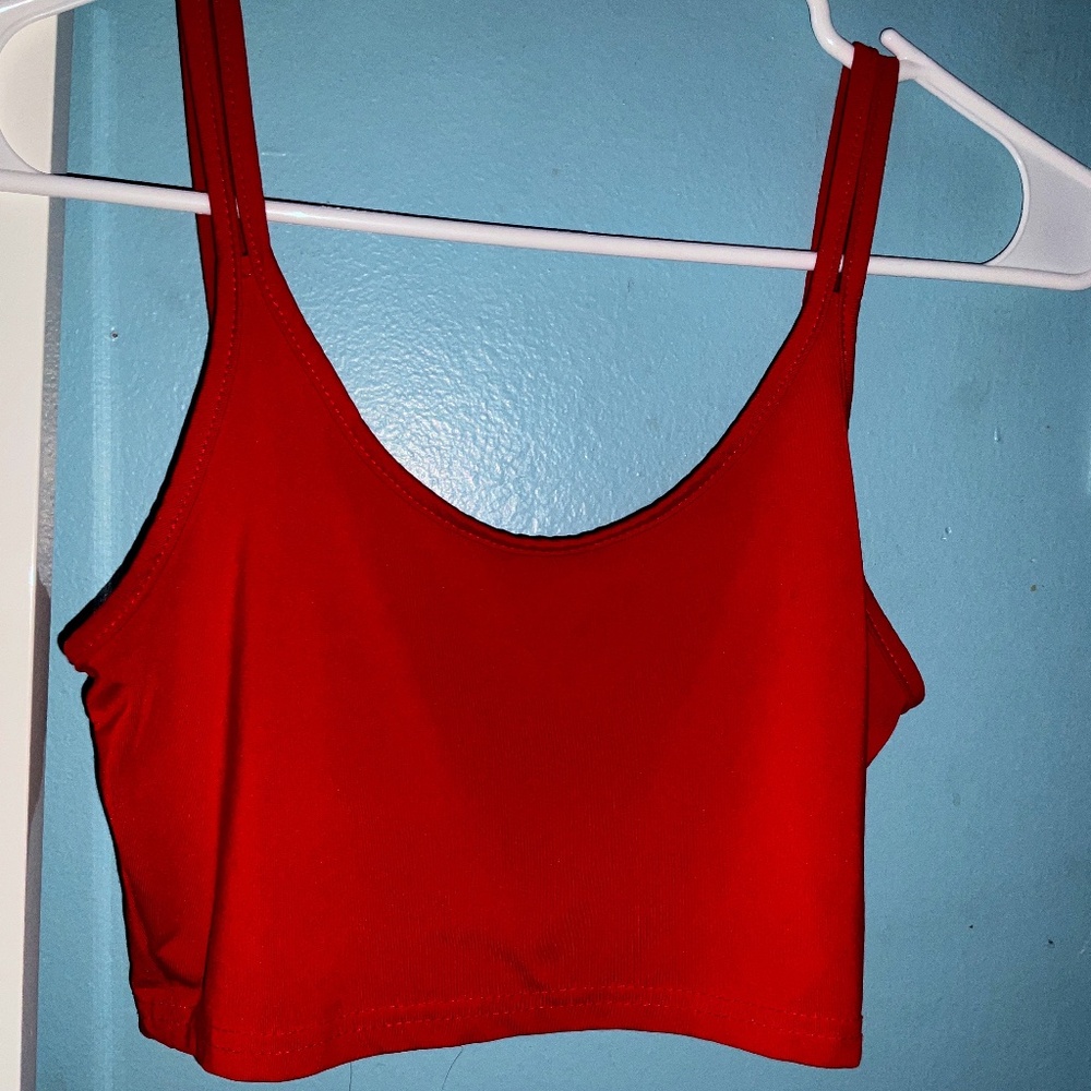 Red Crop Top With Opened Back